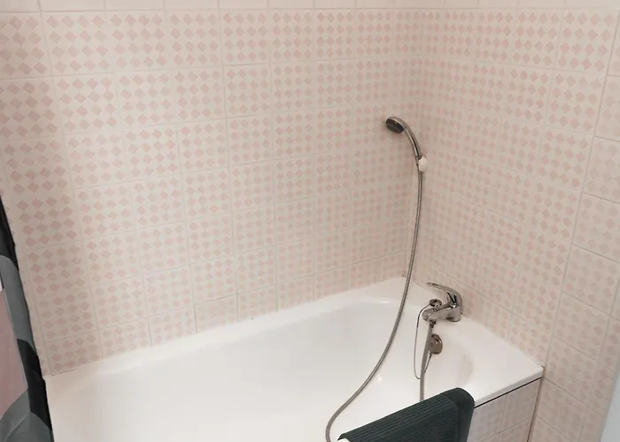 Marelia By Pom, Pkg, Logia Apartman *